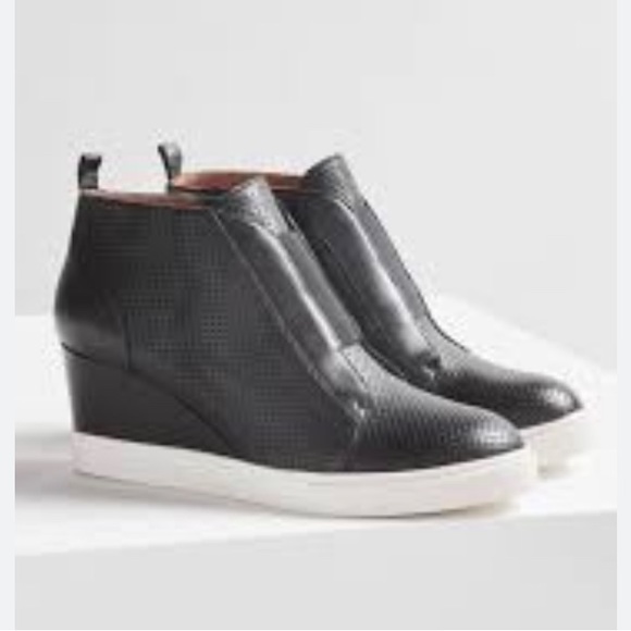 Paolo Shoes - Paolo 'Felicia' Wedge Bootie Perforated Leather Size 81/2